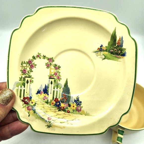 Vintage 1930s Homer Laughlin English Garden Wells Tea Cup & Saucer SET ART DECO - Picture 3 of 8